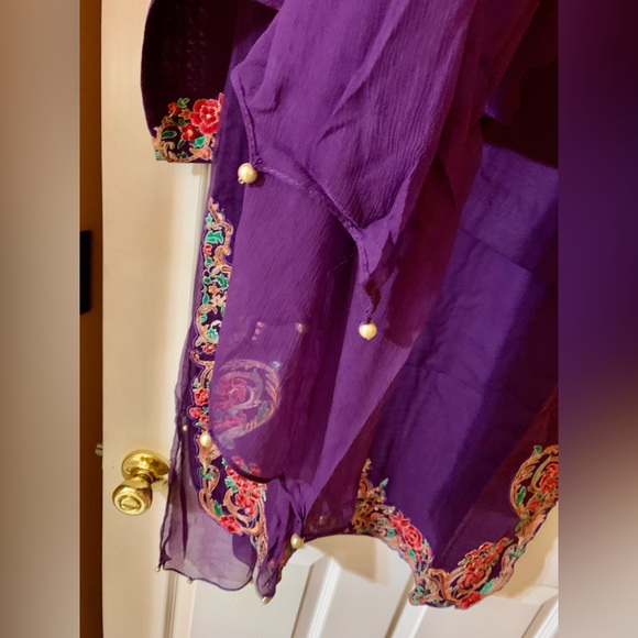 Chinyere Winter Dress - Picture 4 of 12